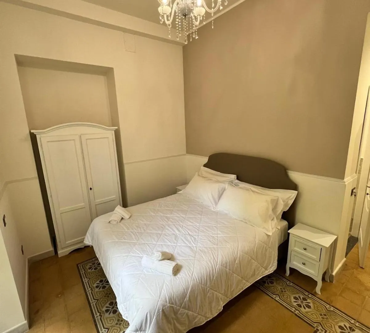 Aragona House Hotel Palermo Guest house